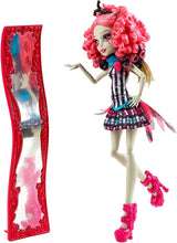 Monster High Freak du Chic Funhouse and Rochelle Goyle Doll Playset